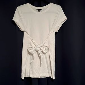 A Pea in the Pod Maternity Shirt